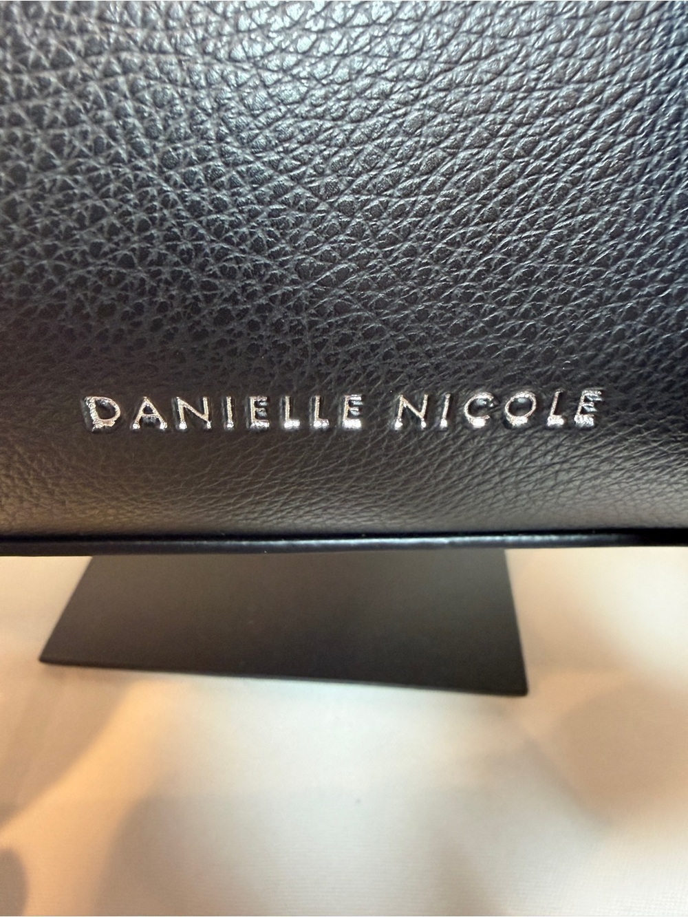 Danielle Nicole Disney Cruella Look Fablous Mini Backpack New With Tags - Picture 3 of 4